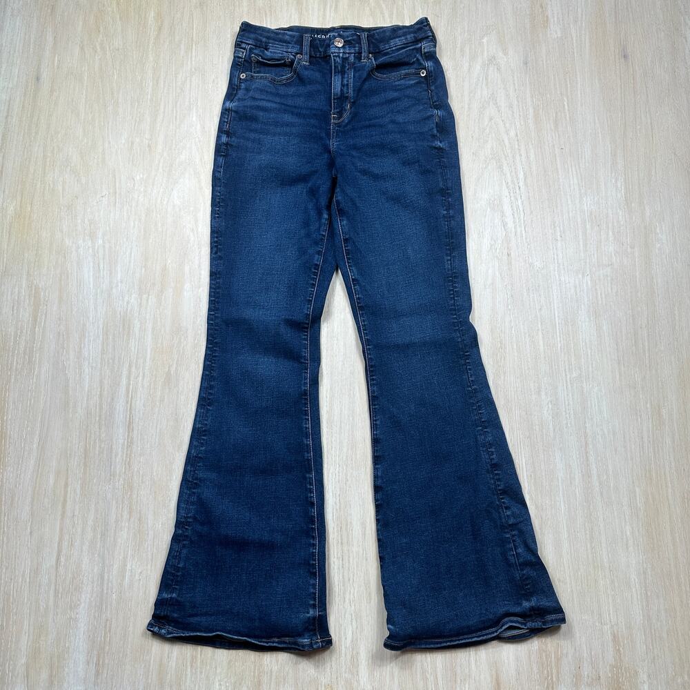 American Eagle Next Level Stretch Curvy Super High Rise Flare Jeans 4 Short